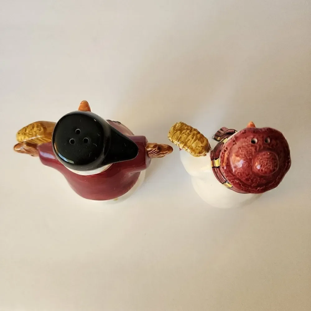 Sakura Ceramic Handpainted Snowmen Salt and Pepper Shakers